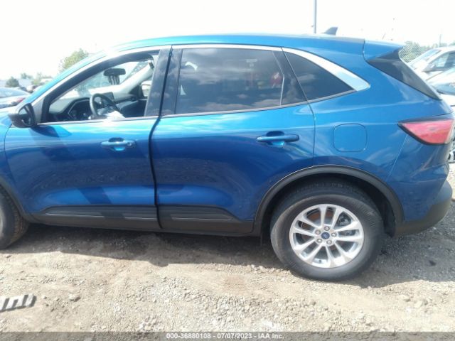 1FMCU9G68NUA96276 Ford ESCAPE SE