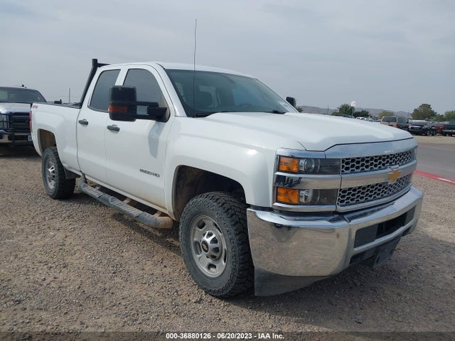2019 2GC2KREG9K1169065 main image