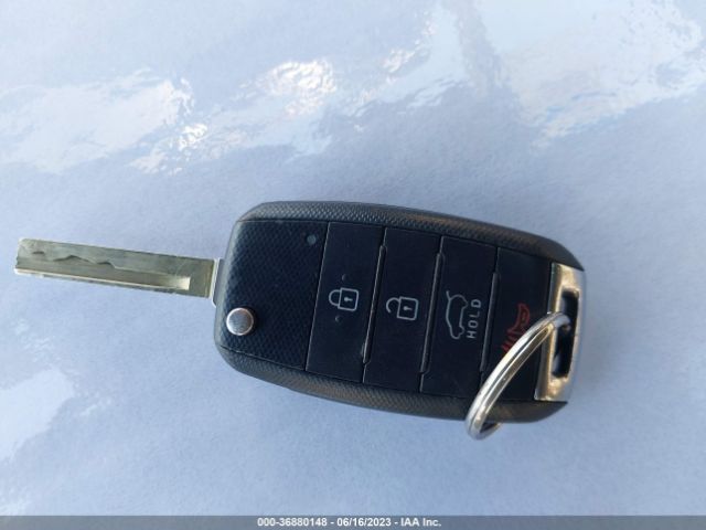 5XYPH4A52GG001499 KIA SORENTO EX