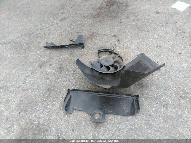 Tesla MODEL 3 2023 5YJ3E1EA6PF462807 Image 10