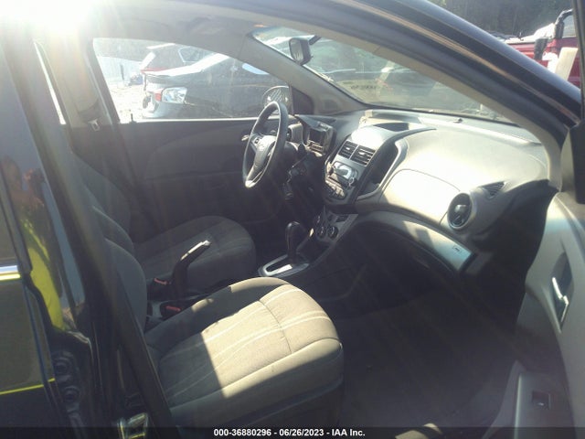 Chevrolet SONIC LT 2014 1G1JC5SB9E4116510 Image 5
