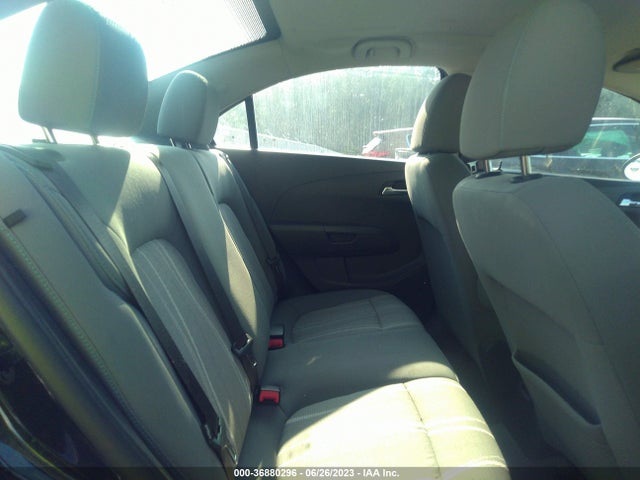 Chevrolet SONIC LT 2014 1G1JC5SB9E4116510 Image 8