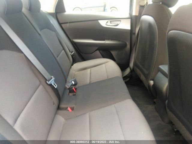 3KPF24AD4PE528512 KIA Forte Lxs