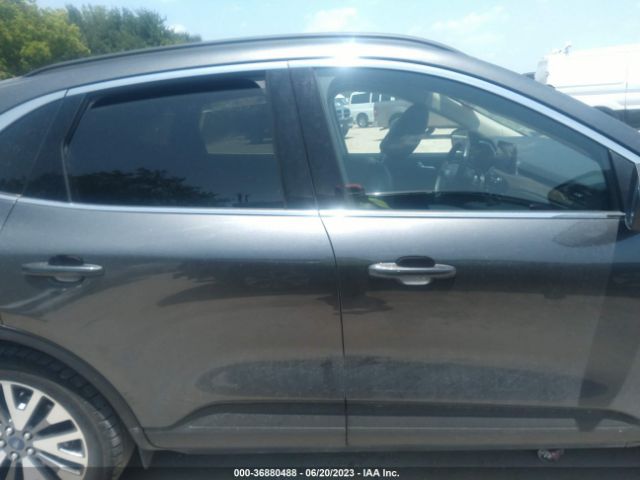 1FMCU9DZ9LUB32486 Ford Escape Titanium Hybrid