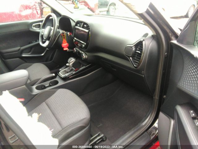 KNDJ63AU9N7805094 KIA Soul Gt-line