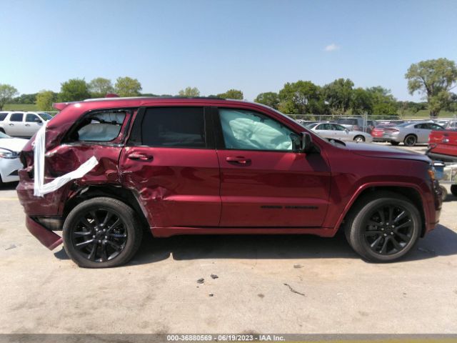 1C4RJFAG8JC432693 Jeep Grand Cherokee Altitude