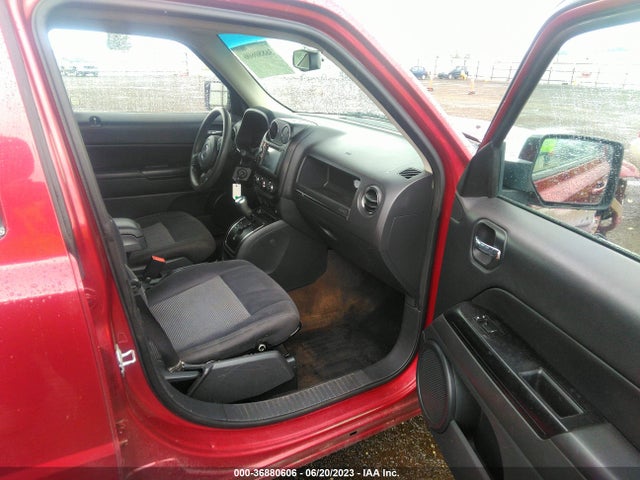 1C4NJPBB5GD603717 Jeep Patriot Sport