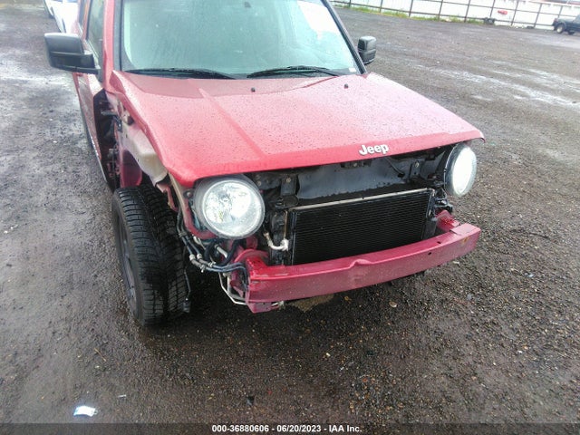 1C4NJPBB5GD603717 Jeep Patriot Sport
