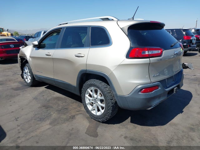 1C4PJMCS9FW529274 Jeep Cherokee Latitude