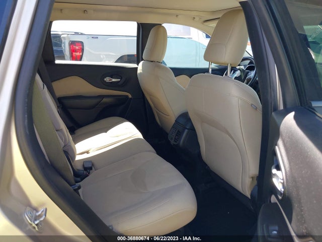 1C4PJMCS9FW529274 Jeep Cherokee Latitude