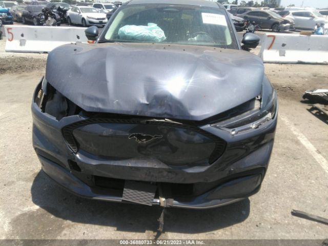 3FMTK1RM2MMA42249 Ford Mustang Mach-e Select