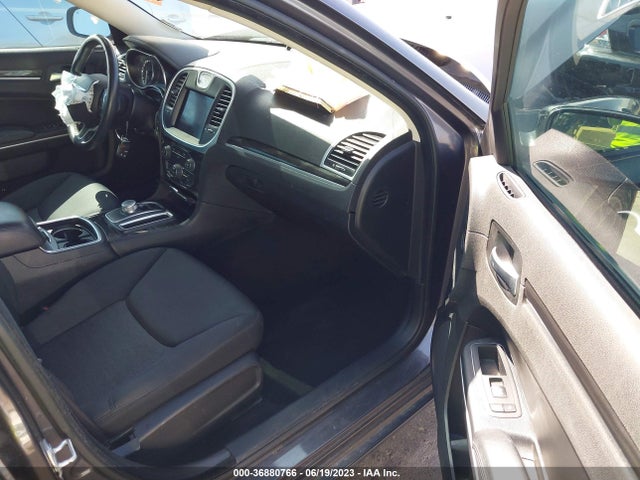 2C3CCAAG1KH602138 Chrysler 300 Touring