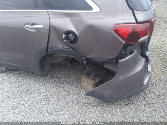 5XYPGDA57LG622458 KIA Sorento Lx V6