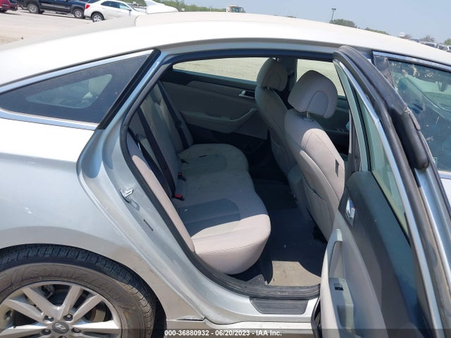 Hyundai SONATA SE 2017 5NPE24AF0HH473339 Image 8