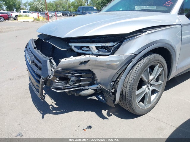 WA1BNAFY7K2054085 Audi Q5 Premium Plus