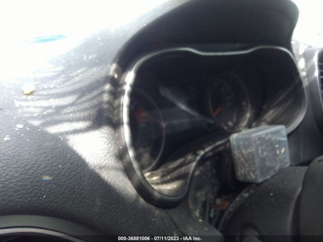 1C4PJLCB2KD428433 Jeep Cherokee Latitude