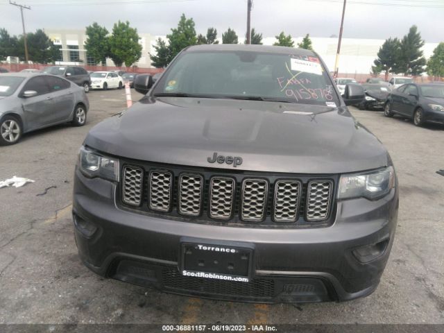 1C4RJEAG8HC915878 Jeep Grand Cherokee Altitude