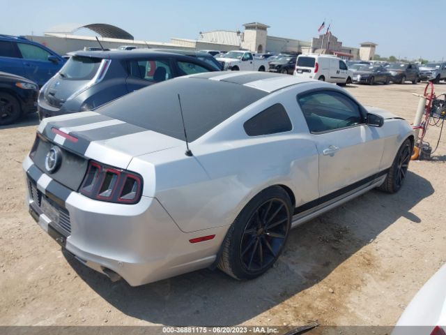 1ZVBP8AM5E5233609 Ford Mustang V6