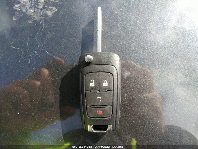 Chevrolet SONIC LT 2015 1G1JC6SG3F4219926 Image 3