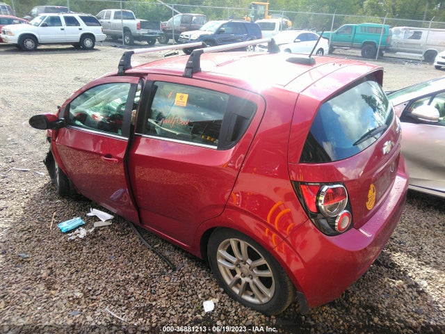 Chevrolet SONIC LT 2015 1G1JC6SG3F4219926 Image 4
