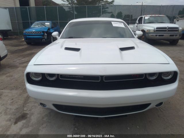 2C3CDZAT4FH758480 Dodge Challenger R/t