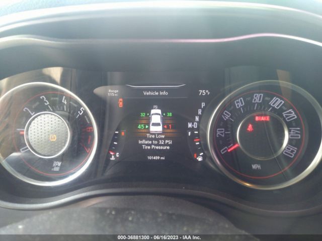 2C3CDZAT4FH758480 Dodge Challenger R/t