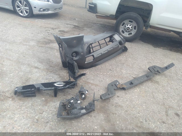 Nissan ARMADA SV 2014 5N1BA0ND0EN611587 Image 4