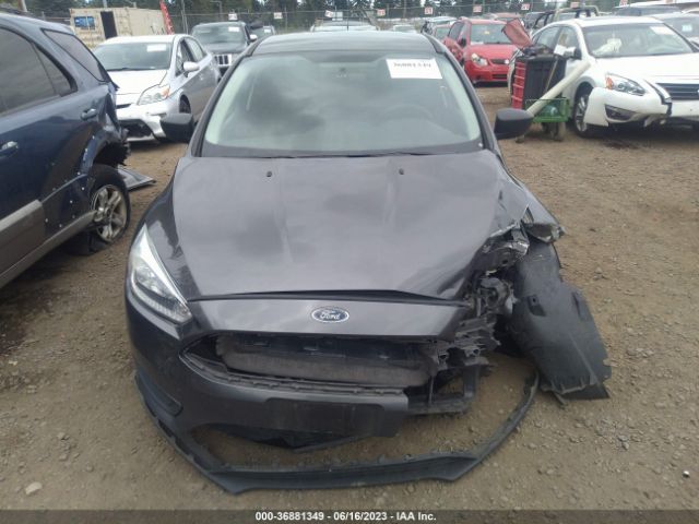 1FADP3E24FL281421 Ford FOCUS S