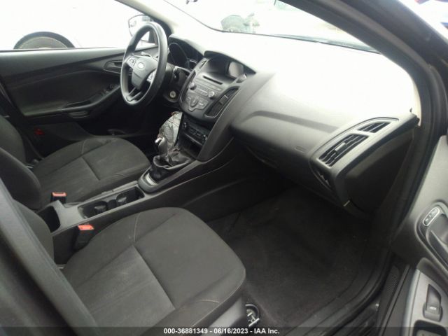 1FADP3E24FL281421 Ford FOCUS S