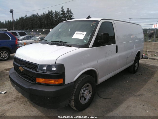 Chevrolet EXPRESS CARGO VAN 2021 1GCWGAFPXM1210086 Image 2