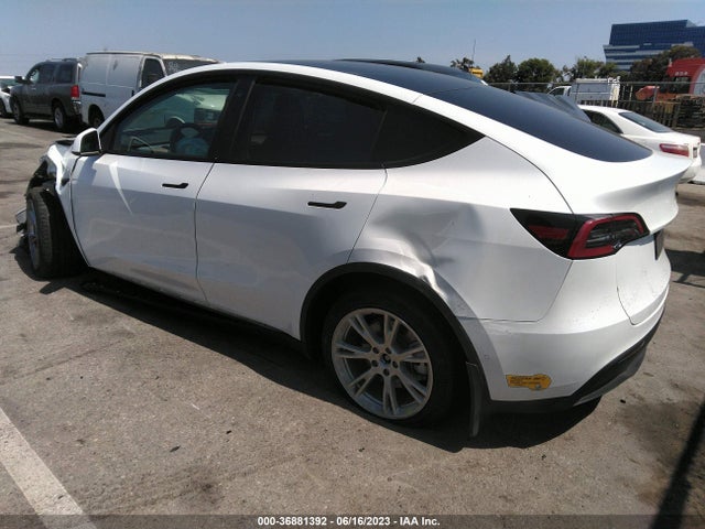 Tesla Model Y Long Range 2022 7SAYGDEE6NF423364 Image 3