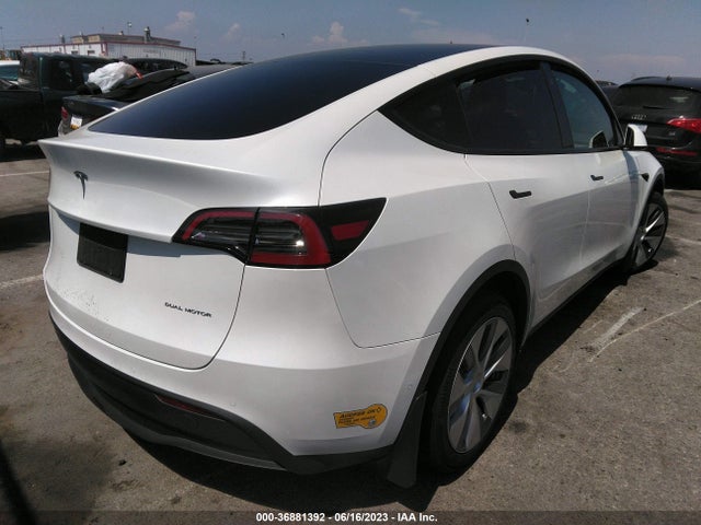 Tesla Model Y Long Range 2022 7SAYGDEE6NF423364 Image 4