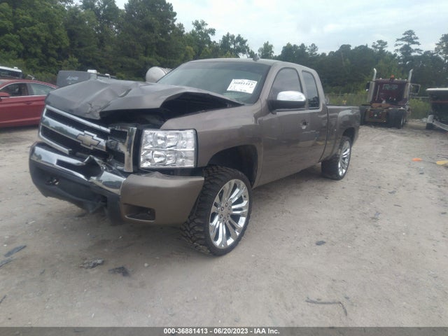 2011 CHEVROLET SILVERADO 1500 LT VIN: 1GCRCSE00BZ310957