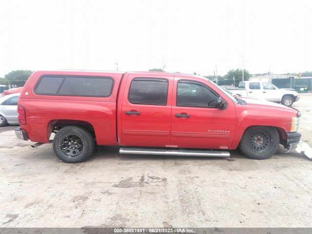 2013 CHEVROLET SILVERADO 1500 LT VIN: 3GCPCSE06DG183951