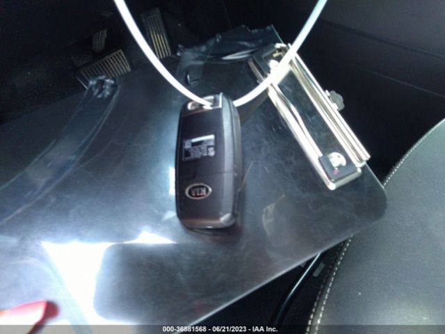 KNDJN2A24E7040999 KIA Soul Base