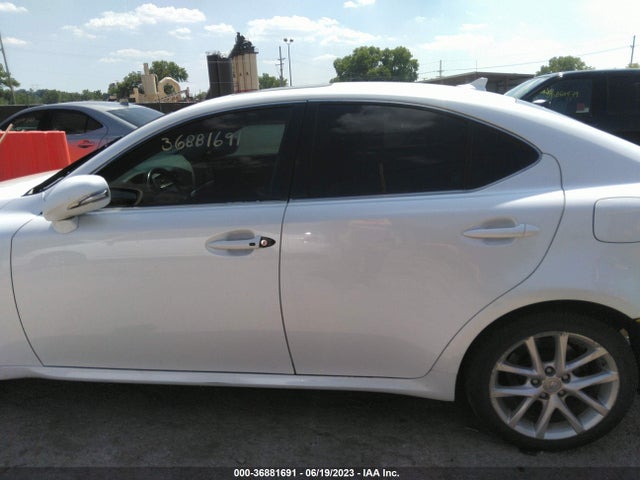 2013 LEXUS IS 250 VIN: JTHCF5C29D5062073