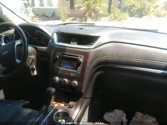 Chevrolet Traverse Lt 2017 1GNKRGKD6HJ248452 Image 11