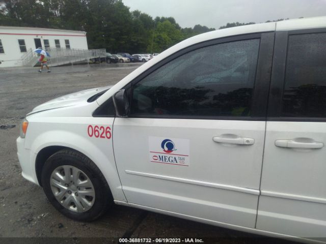 2C4RDGBG7HR640643 Dodge Grand Caravan Se