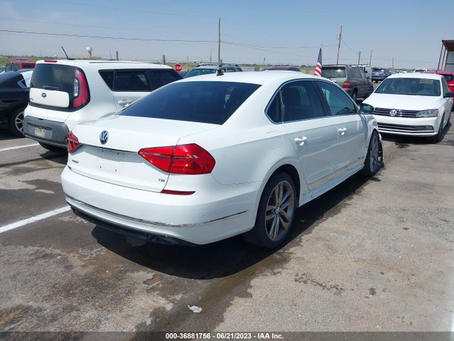 1VWAT7A37GC032866 Volkswagen Passat 1.8t R-line