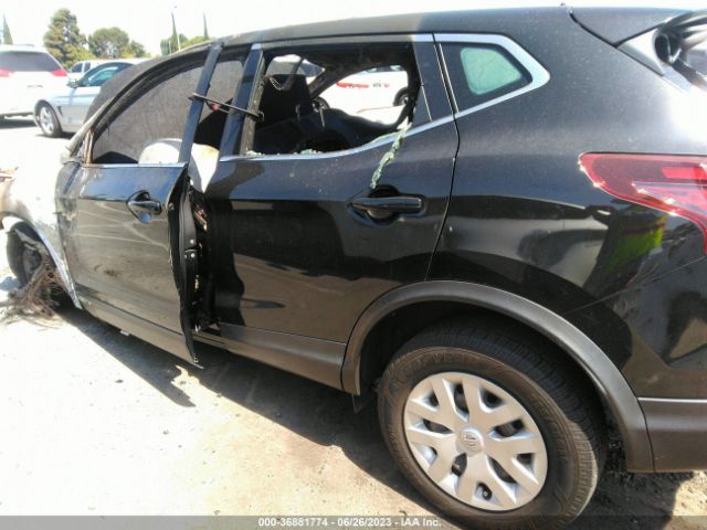 JN1BJ1CV9LW545895 Nissan Rogue Sport S