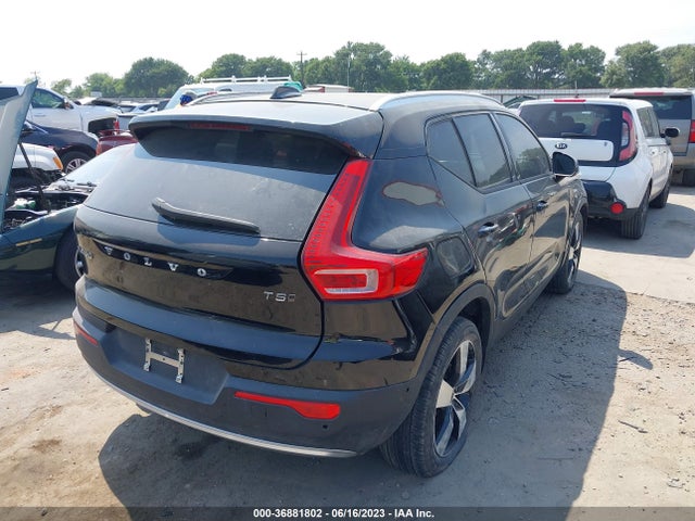 2019 VOLVO XC40 VIN: YV4162XZXK2012275