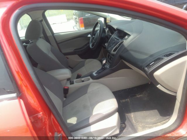 1FADP3F20EL184164 Ford FOCUS SE