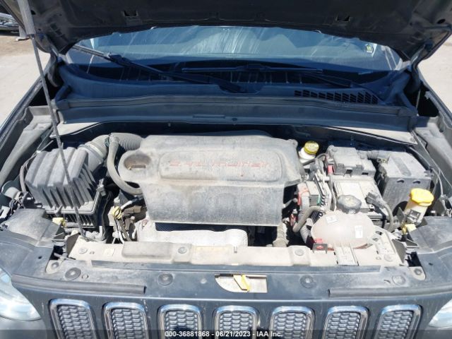 ZACCJBBB7JPG76705 Jeep Renegade Latitude