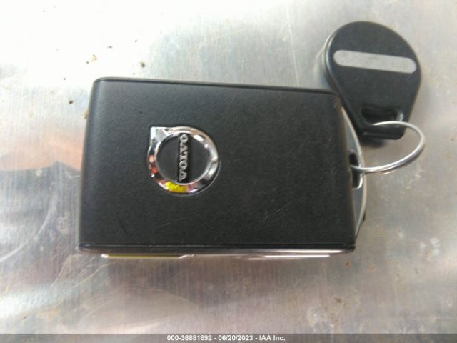 YV4A22PK1M1757004 Volvo Xc90 Momentum