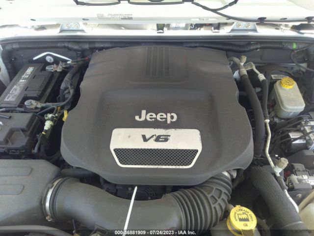 1C4BJWDG5FL763011 Jeep Wrangler Unlimited Sport
