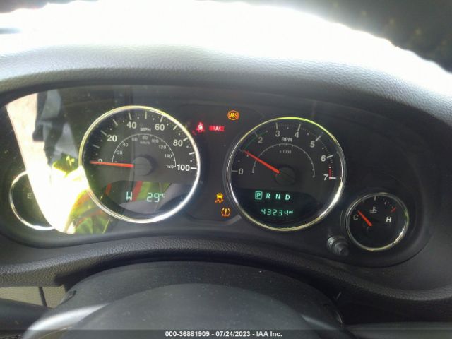 1C4BJWDG5FL763011 Jeep Wrangler Unlimited Sport