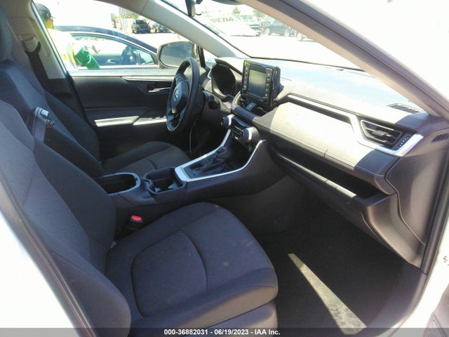 2020 TOYOTA RAV4 XLE VIN: 2T3P1RFV1LC120670