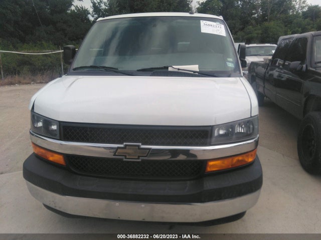 Chevrolet Express Passenger Lt 2018 1GAWGFFG3J1318955 Image 4