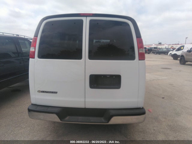 Chevrolet Express Passenger Lt 2018 1GAWGFFG3J1318955 Image 8