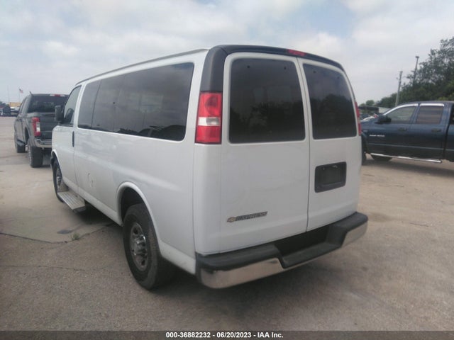 Chevrolet Express Passenger Lt 2018 1GAWGFFG3J1318955 Image 9